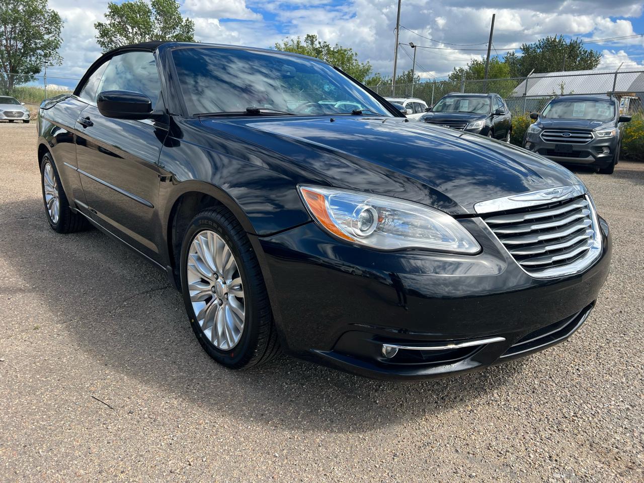 Used 2013 Chrysler 200 Touring Convertible Leather Heated Seats for sale in Edmonton, AB