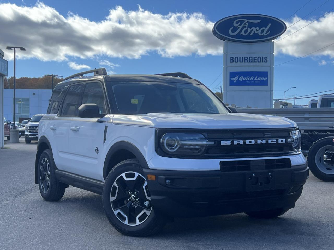 <b>Sunroof, Ford Co-Pilot360 Assist+, Wireless Charging, Premium Audio!</b><br> <br> <br> <br>  This 2024 Ford Bronco Sport is no rip-off of its bigger brother; its an off road-capable and versatile compact SUV. <br> <br>A compact footprint, an iconic name, and modern luxury come together to make this Bronco Sport an instant classic. Whether your next adventure takes you deep into the rugged wilds, or into the rough and rumble city, this Bronco Sport is exactly what you need. With enough cargo space for all of your gear, the capability to get you anywhere, and a manageable footprint, theres nothing quite like this Ford Bronco Sport.<br> <br> This oxford white SUV  has a 8 speed automatic transmission and is powered by a  181HP 1.5L 3 Cylinder Engine.<br> <br> Our Bronco Sports trim level is Outer Banks. Ready for the great outdoors, this Bronco Outer Banks features heated leather seats with feature power lumbar adjustment, a heated leather-wrapped steering wheel, SiriusXM streaming radio and exclusive aluminum wheels. Also standard include voice-activated automatic air conditioning, an 8-inch SYNC 3 powered infotainment screen with Apple CarPlay and Android Auto, smart charging USB type-A and type-C ports, 4G LTE mobile hotspot internet access, proximity keyless entry with remote start, and a robust terrain management system that features the trademark Go Over All Terrain (G.O.A.T.) driving modes. Additional features include blind spot detection, rear cross traffic alert and pre-collision assist with automatic emergency braking, lane keeping assist, lane departure warning, forward collision alert, driver monitoring alert, a rear-view camera, 3 12-volt DC and 120-volt AC power outlets, and so much more. This vehicle has been upgraded with the following features: Sunroof, Ford Co-pilot360 Assist+, Wireless Charging, Premium Audio. <br><br> View the original window sticker for this vehicle with this url <b><a href=http://www.windowsticker.forddirect.com/windowsticker.pdf?vin=3FMCR9C62RRF20670 target=_blank>http://www.windowsticker.forddirect.com/windowsticker.pdf?vin=3FMCR9C62RRF20670</a></b>.<br> <br>To apply right now for financing use this link : <a href=https://www.bourgeoismotors.com/credit-application/ target=_blank>https://www.bourgeoismotors.com/credit-application/</a><br><br> <br/> 7.99% financing for 84 months.  Incentives expire 2024-12-02.  See dealer for details. <br> <br>Discount on vehicle represents the Cash Purchase discount applicable and is inclusive of all non-stackable and stackable cash purchase discounts from Ford of Canada and Bourgeois Motors Ford and is offered in lieu of sub-vented lease or finance rates. To get details on current discounts applicable to this and other vehicles in our inventory for Lease and Finance customer, see a member of our team. </br></br>Discover a pressure-free buying experience at Bourgeois Motors Ford in Midland, Ontario, where integrity and family values drive our 78-year legacy. As a trusted, family-owned and operated dealership, we prioritize your comfort and satisfaction above all else. Our no pressure showroom is lead by a team who is passionate about understanding your needs and preferences. Located on the shores of Georgian Bay, our dealership offers more than just vehiclesits an experience rooted in community, trust and transparency. Trust us to provide personalized service, a diverse range of quality new Ford vehicles, and a seamless journey to finding your perfect car. Join our family at Bourgeois Motors Ford and let us redefine the way you shop for your next vehicle.<br> Come by and check out our fleet of 70+ used cars and trucks and 170+ new cars and trucks for sale in Midland.  o~o