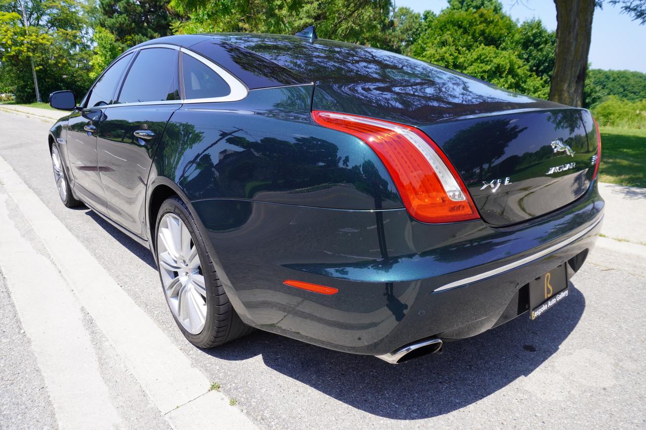 2014 Jaguar XJ 1 OWNER / PORTFOLIO / LWB / STUNNING COMBO / LOCAL Photo2