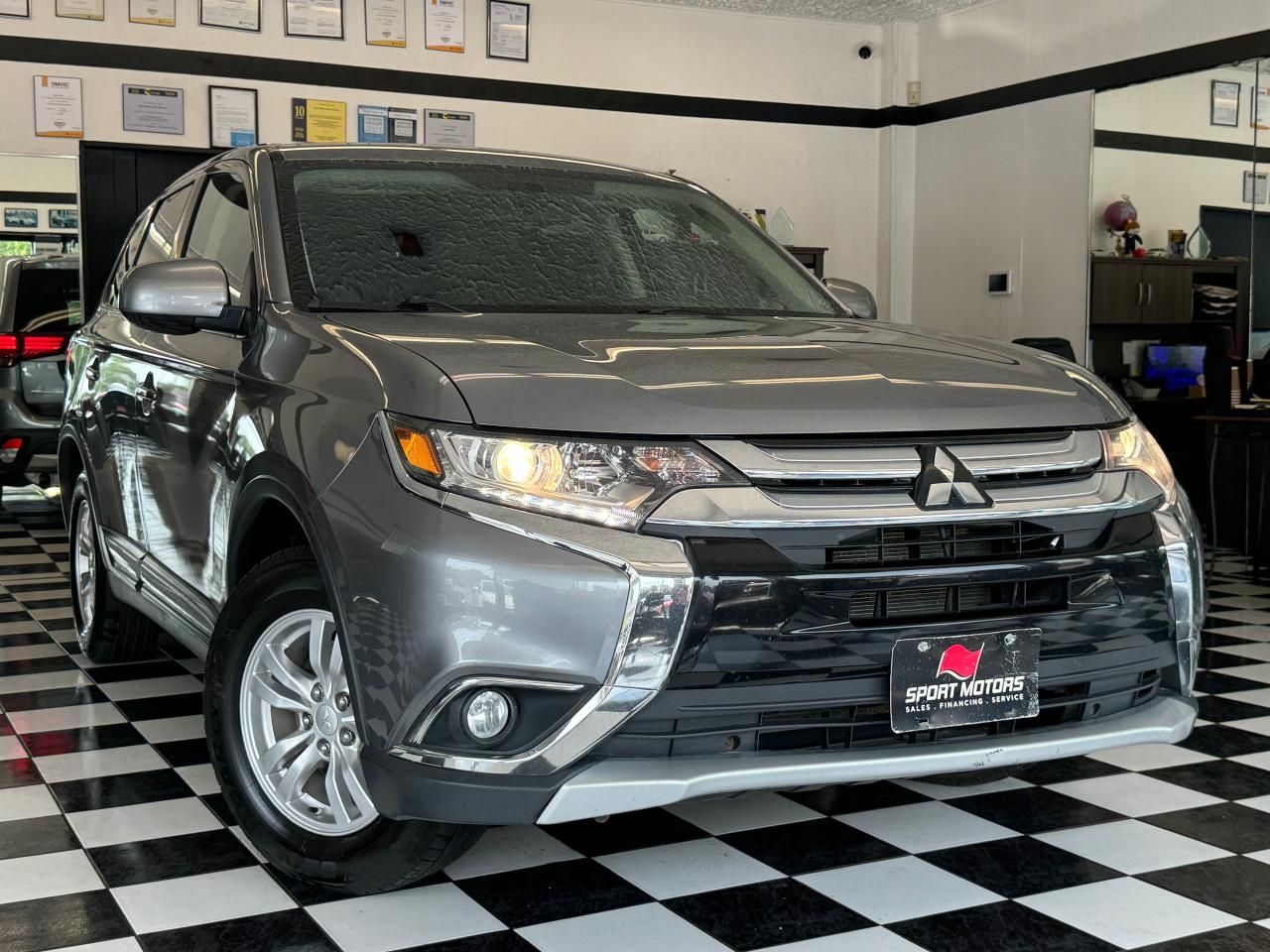 2017 Mitsubishi Outlander ES AWC+Camera+Bluetooth+Heated Seats+CLEAN CARFAX - Photo #15