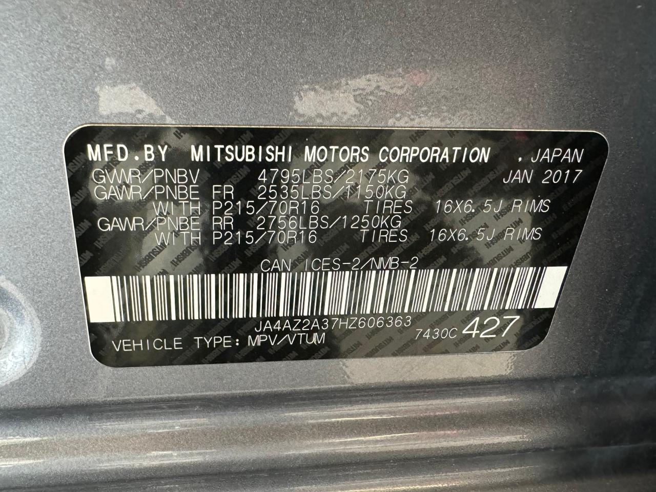 2017 Mitsubishi Outlander ES AWC+Camera+Bluetooth+Heated Seats+CLEAN CARFAX - Photo #40