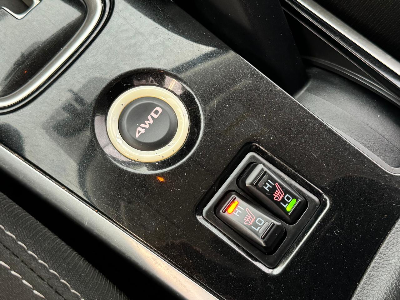 2017 Mitsubishi Outlander ES AWC+Camera+Bluetooth+Heated Seats+CLEAN CARFAX - Photo #34