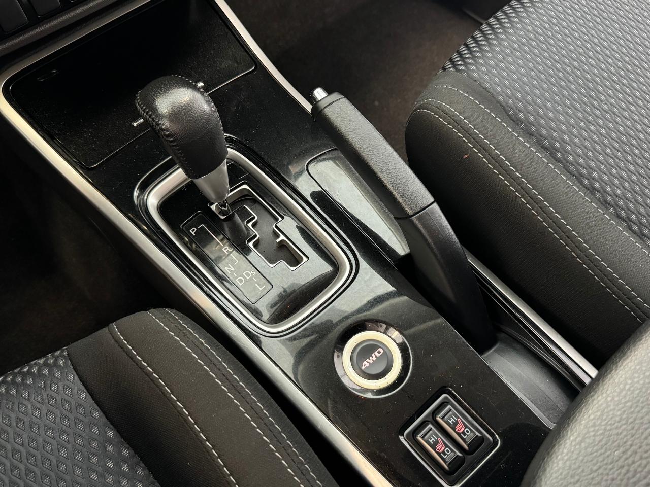 2017 Mitsubishi Outlander ES AWC+Camera+Bluetooth+Heated Seats+CLEAN CARFAX - Photo #33
