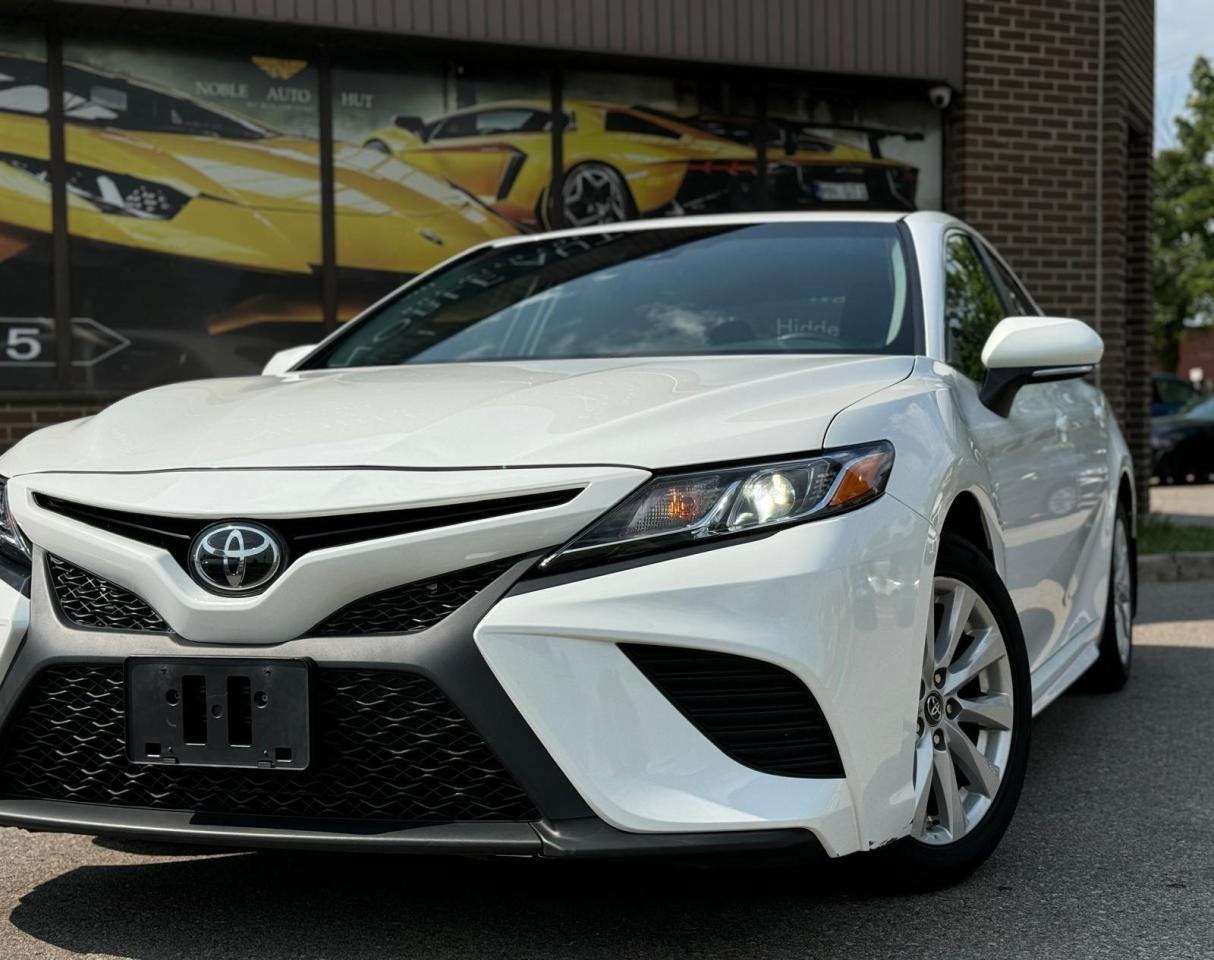 2018 Toyota Camry SE Photo2