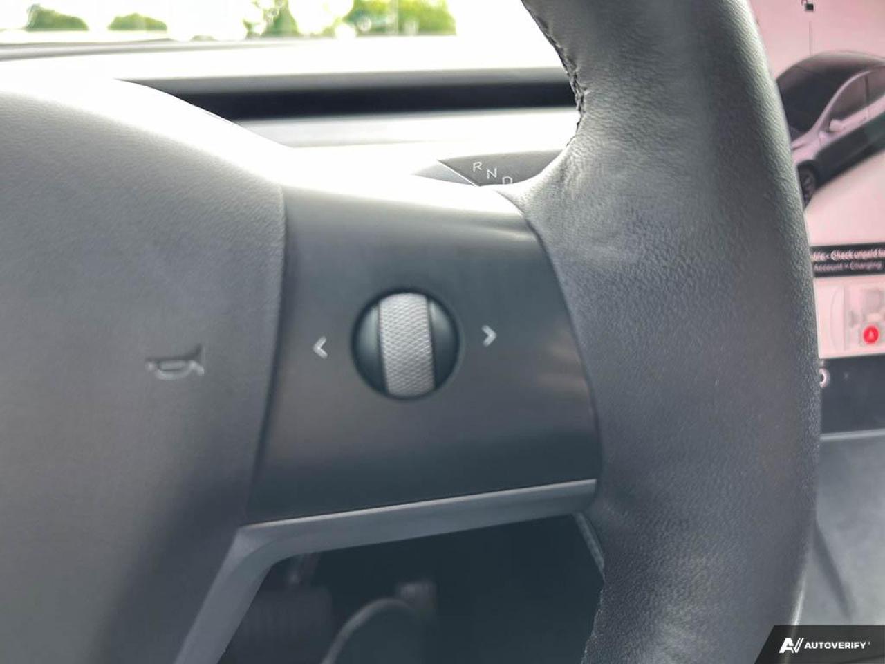 2022 Tesla Model Y LONG RANGE / NAV / AWD / REVERSE CAM - Photo #12