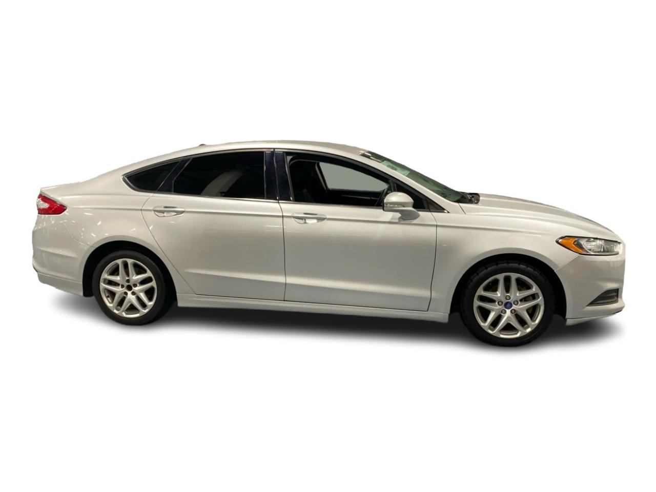 2016 Ford Fusion 4dr Sdn SE FWD Photo