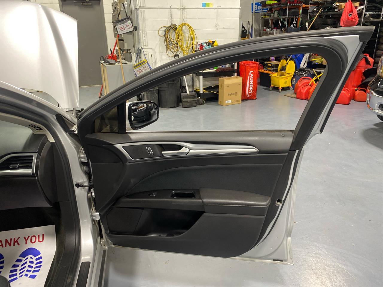 2016 Ford Fusion 4dr Sdn SE FWD Photo