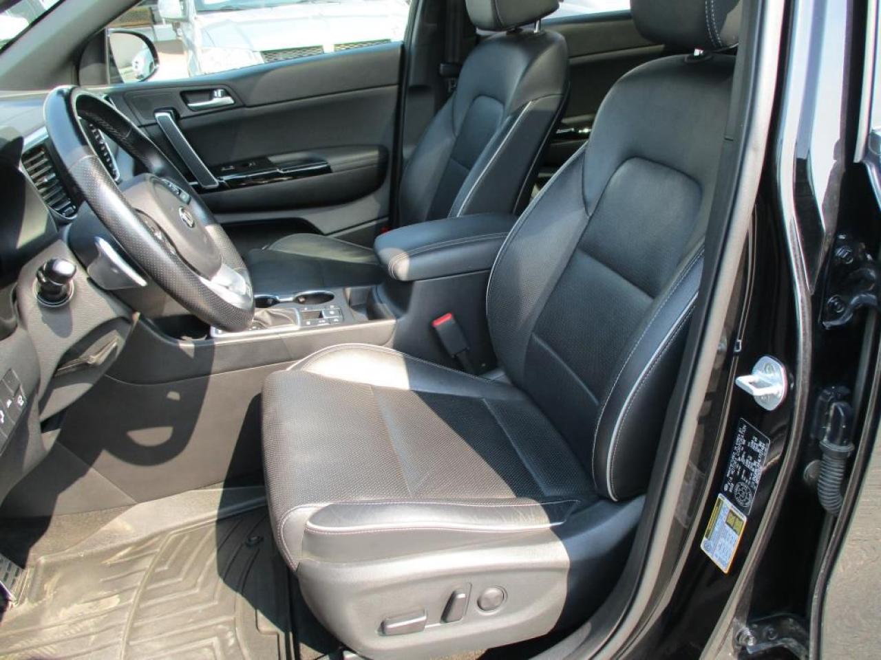 2020 Kia Sportage SX AWD Photo11