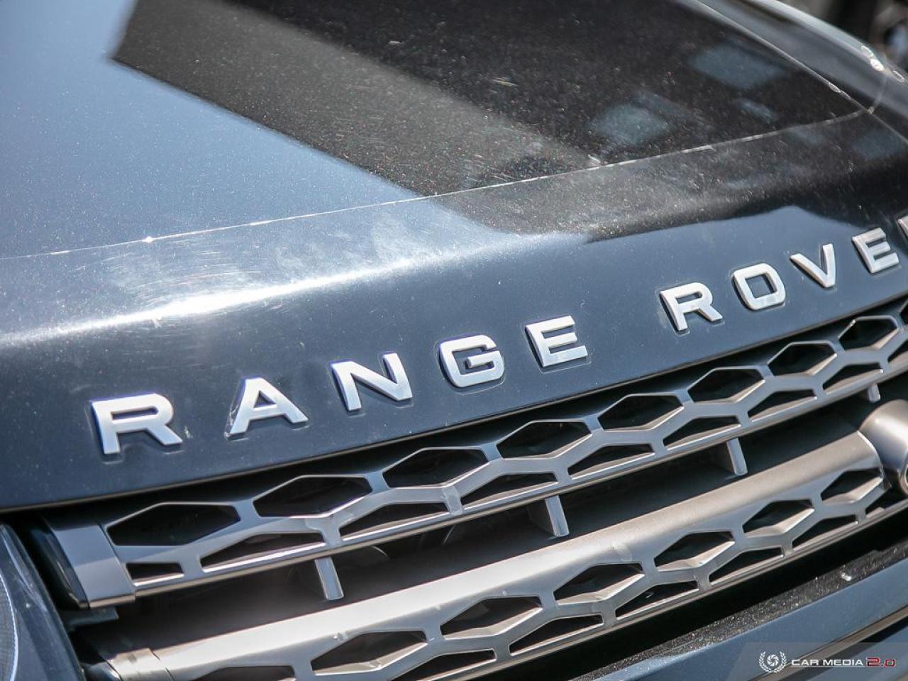 2015 Land Rover Evoque Pure Premium Photo