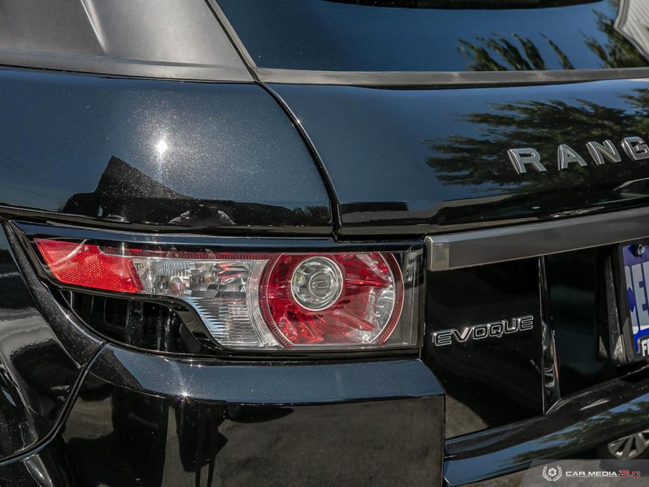 2015 Land Rover Evoque Pure Premium Photo