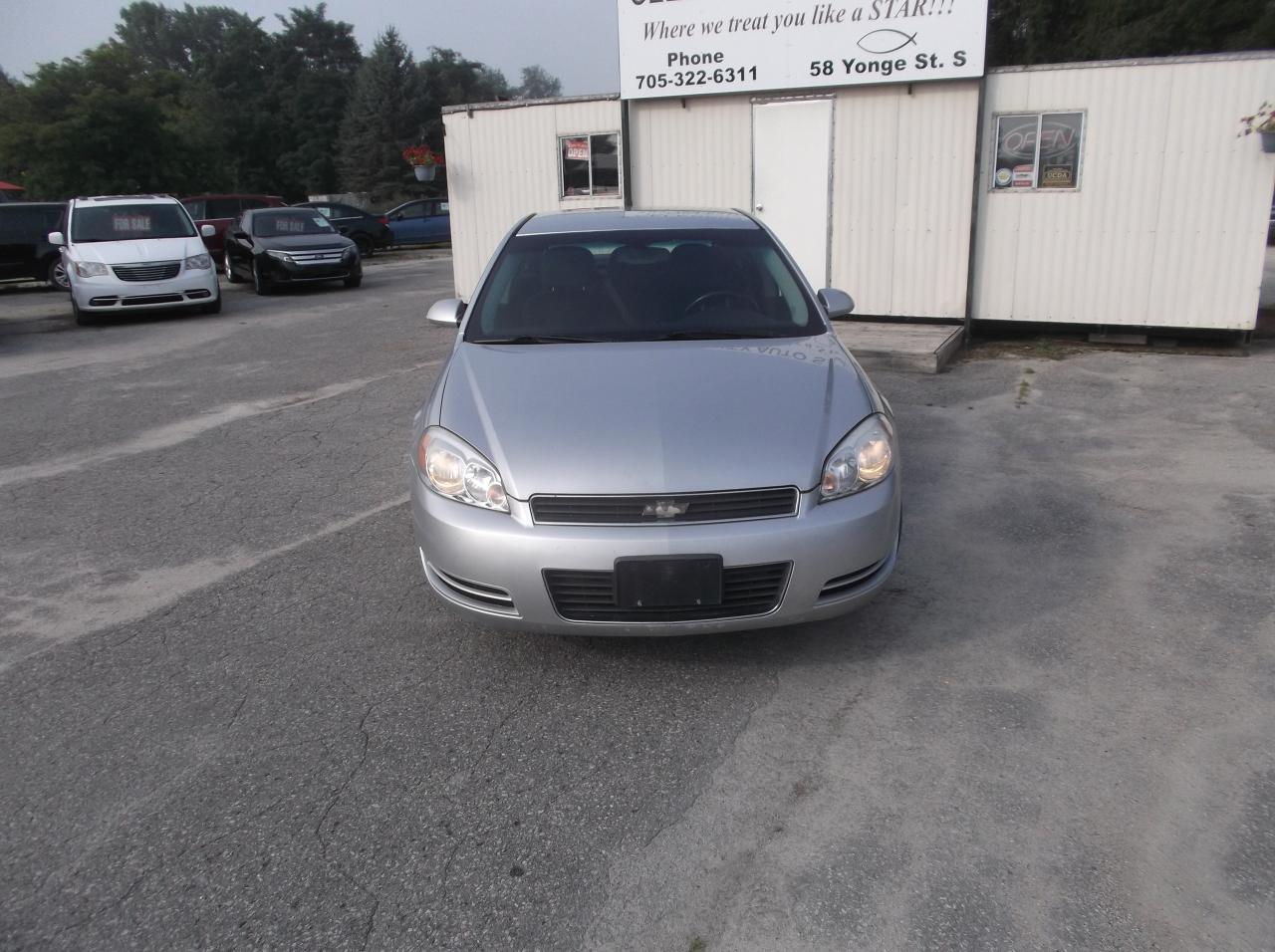 2011 Chevrolet Impala LT - Photo #2