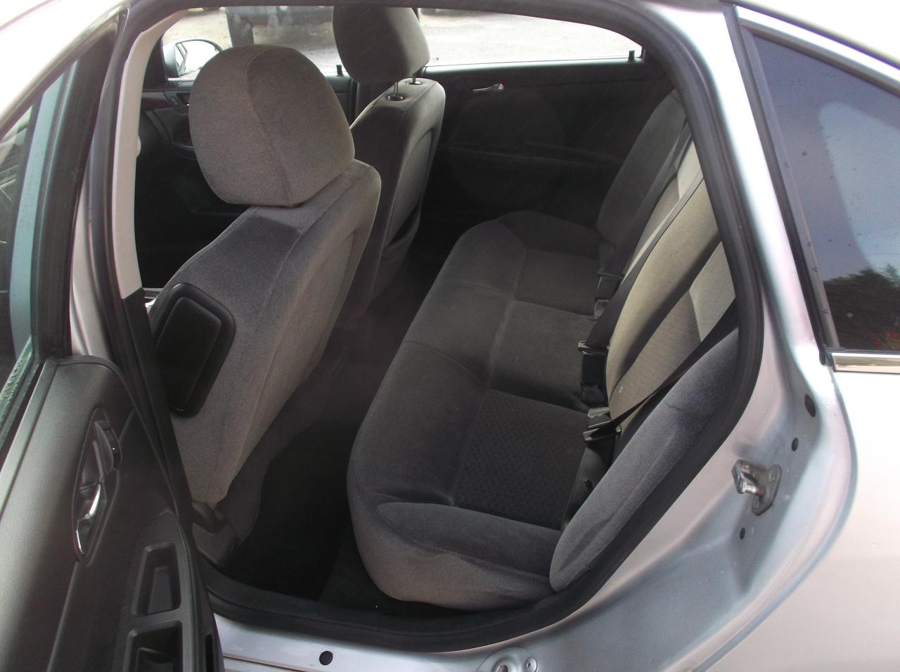 2011 Chevrolet Impala LT - Photo #7