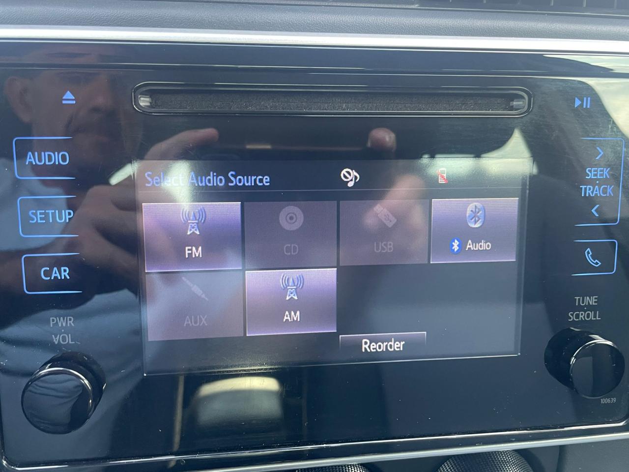 2018 Toyota Corolla Manual NO ACCIDENT 1 OWNER POWER WINDOS CRUIZE - Photo #12