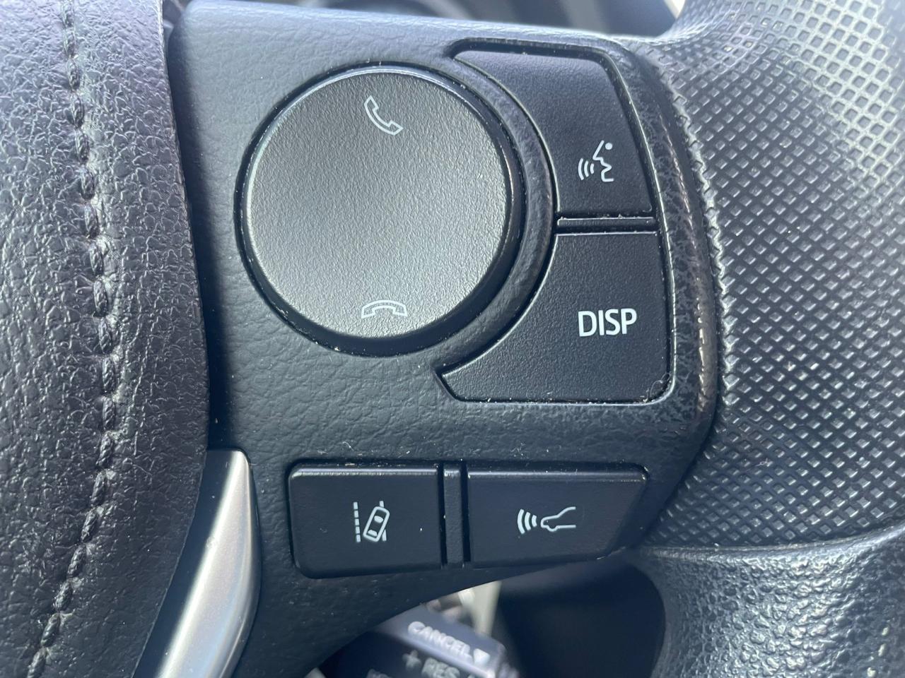 2018 Toyota Corolla Manual NO ACCIDENT 1 OWNER POWER WINDOS CRUIZE - Photo #13