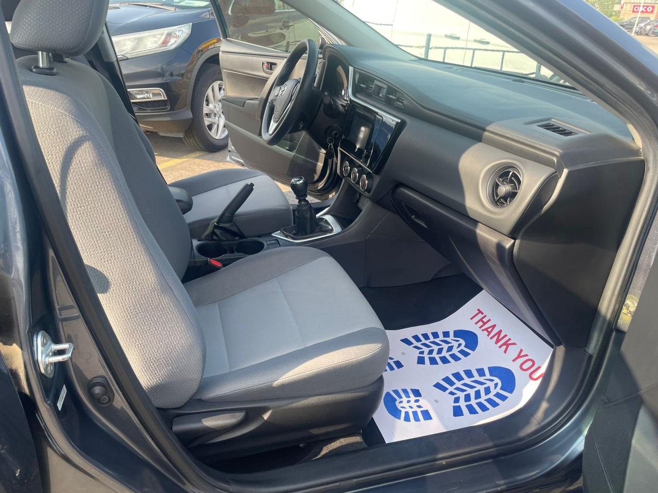2018 Toyota Corolla Manual NO ACCIDENT 1 OWNER POWER WINDOS CRUIZE - Photo #21