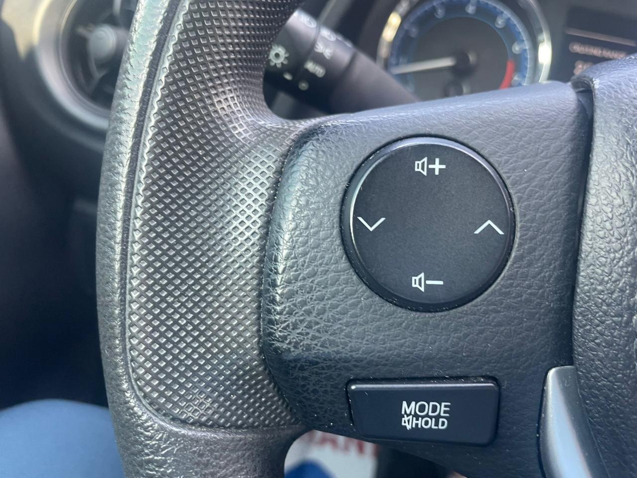 2018 Toyota Corolla Manual NO ACCIDENT 1 OWNER POWER WINDOS CRUIZE - Photo #15