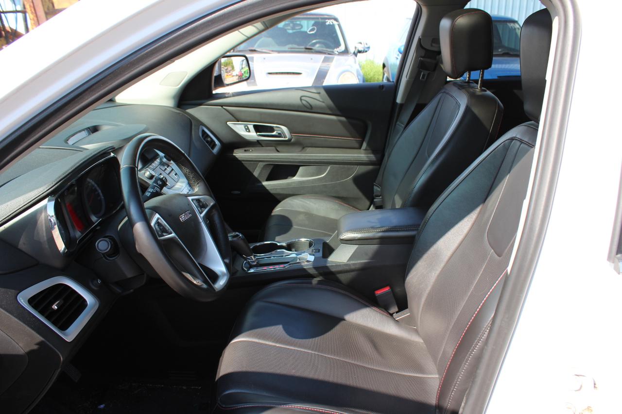 2016 GMC Terrain  Photo4