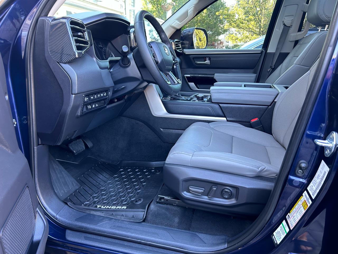 2022 Toyota Tundra 4X4 CrewMax Limited - Photo #17