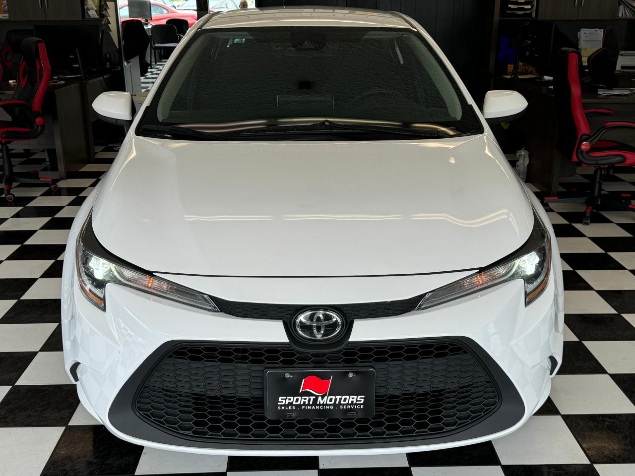 2020 Toyota Corolla LE+LaneKeep+Adaptive Cruise+ApplePlay+CLEAN CARFAX - Photo #10