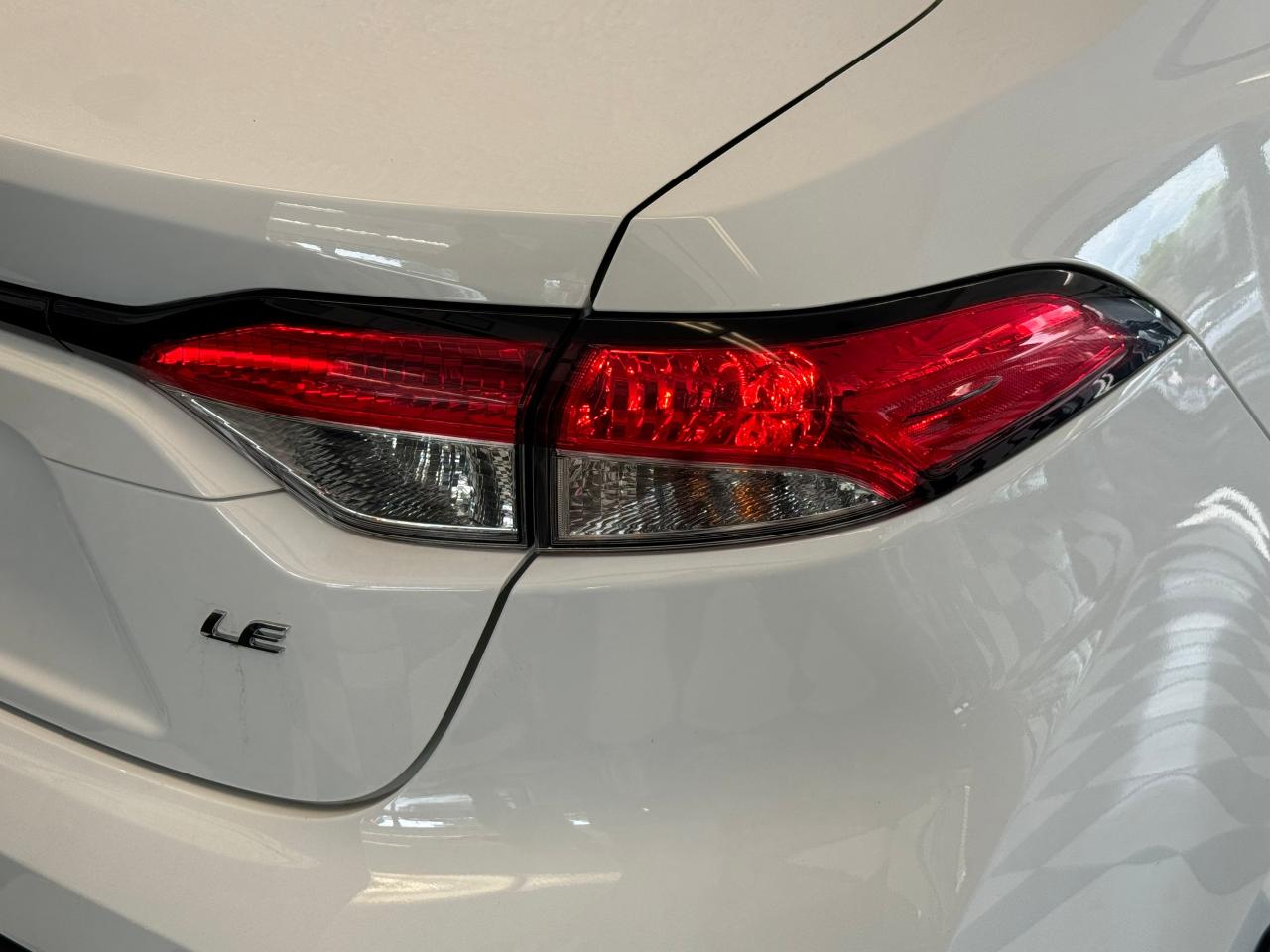 2020 Toyota Corolla LE+LaneKeep+Adaptive Cruise+ApplePlay+CLEAN CARFAX - Photo #62