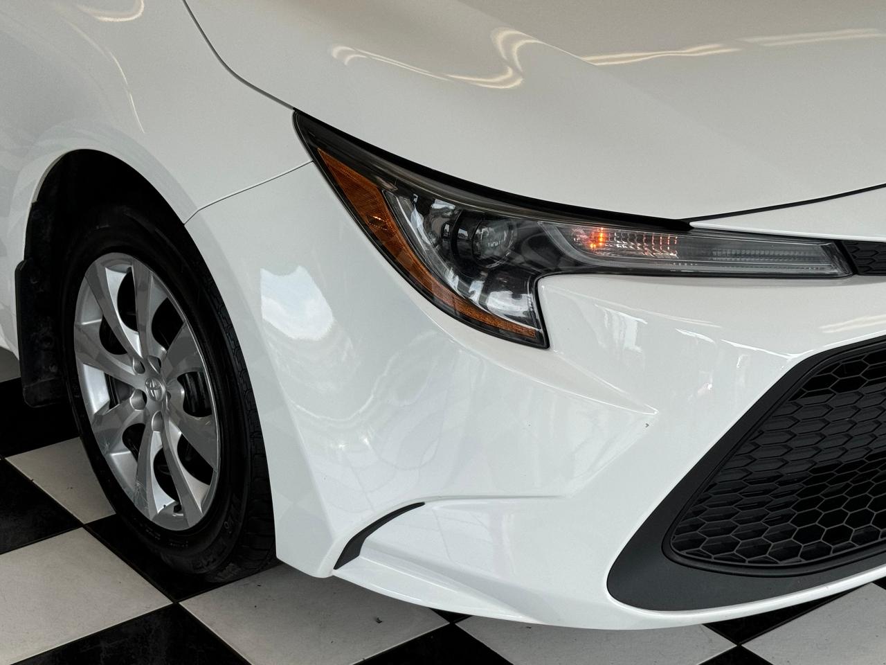 2020 Toyota Corolla LE+LaneKeep+Adaptive Cruise+ApplePlay+CLEAN CARFAX - Photo #37
