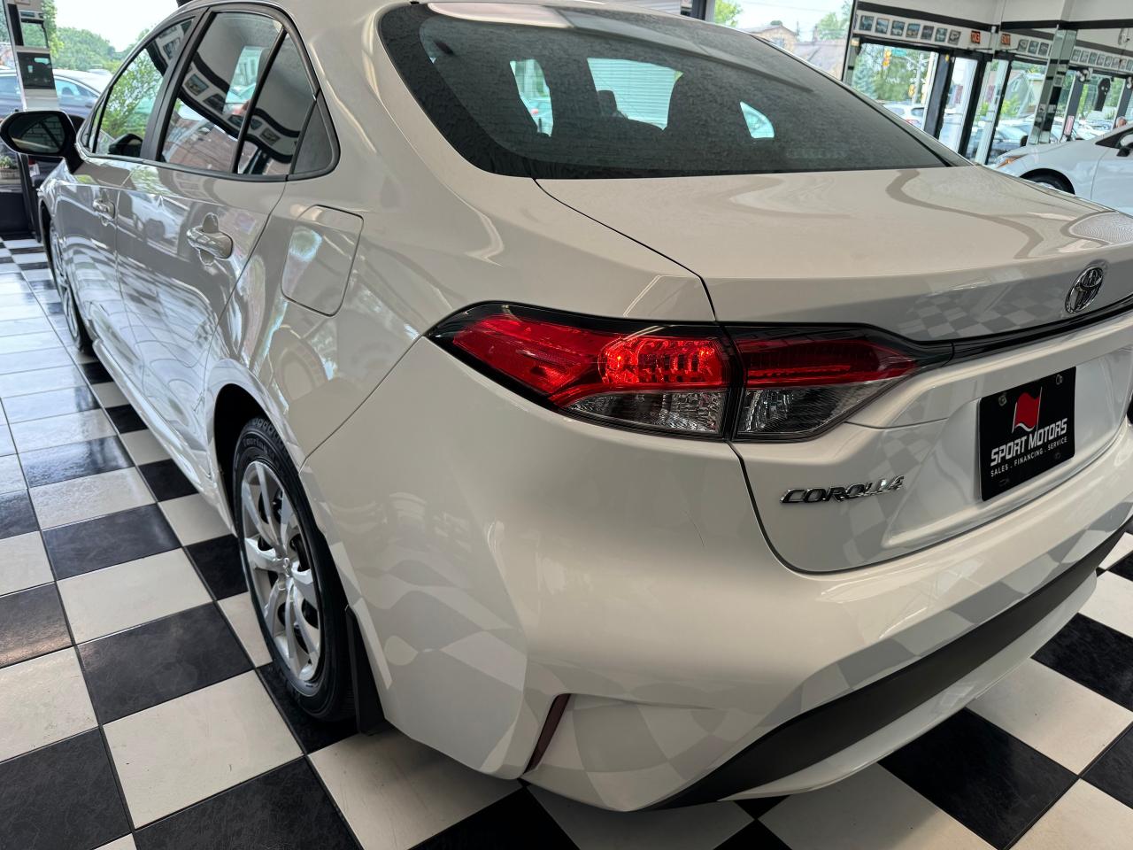 2020 Toyota Corolla LE+LaneKeep+Adaptive Cruise+ApplePlay+CLEAN CARFAX - Photo #39