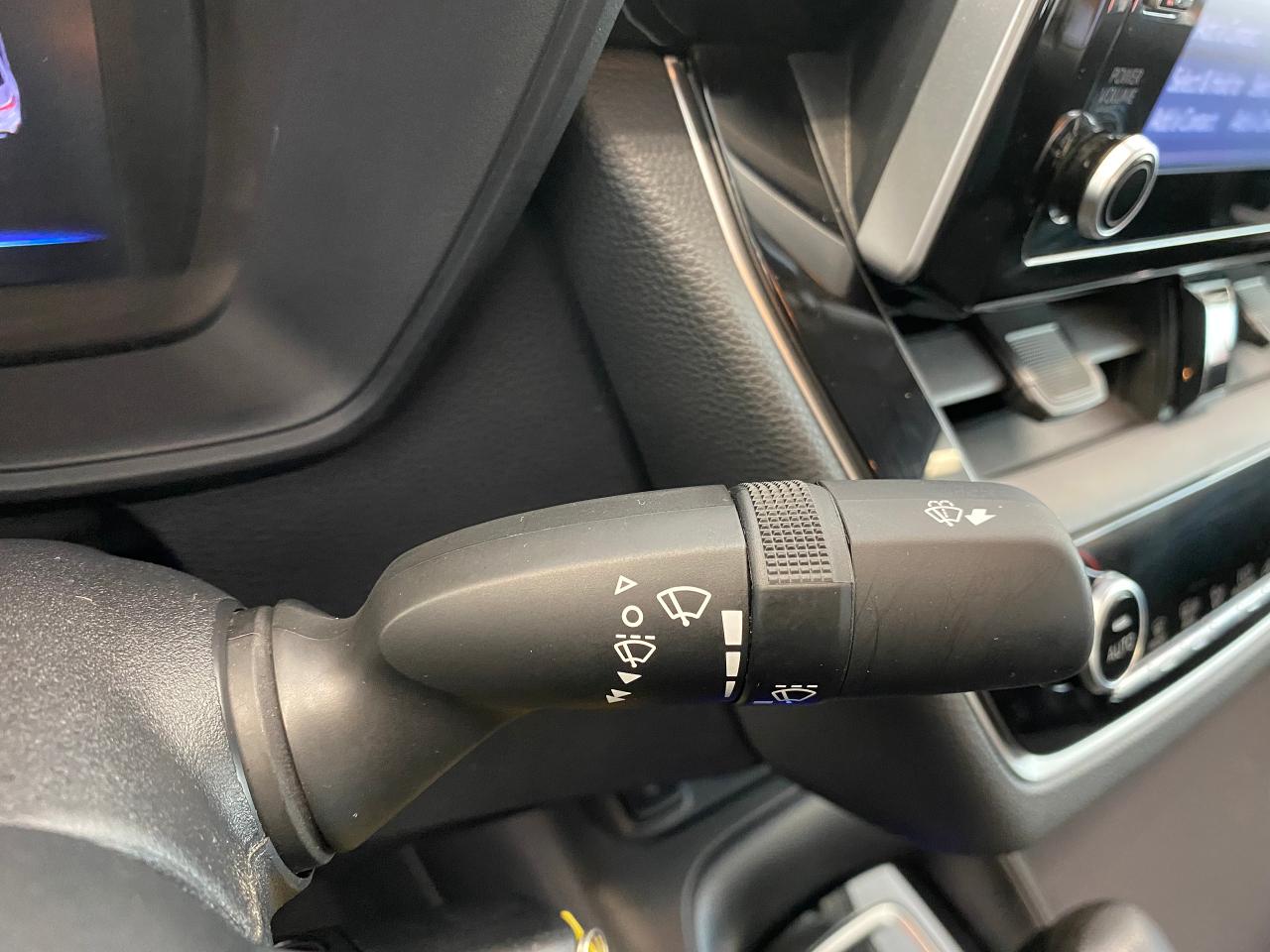 2020 Toyota Corolla LE+LaneKeep+Adaptive Cruise+ApplePlay+CLEAN CARFAX - Photo #50