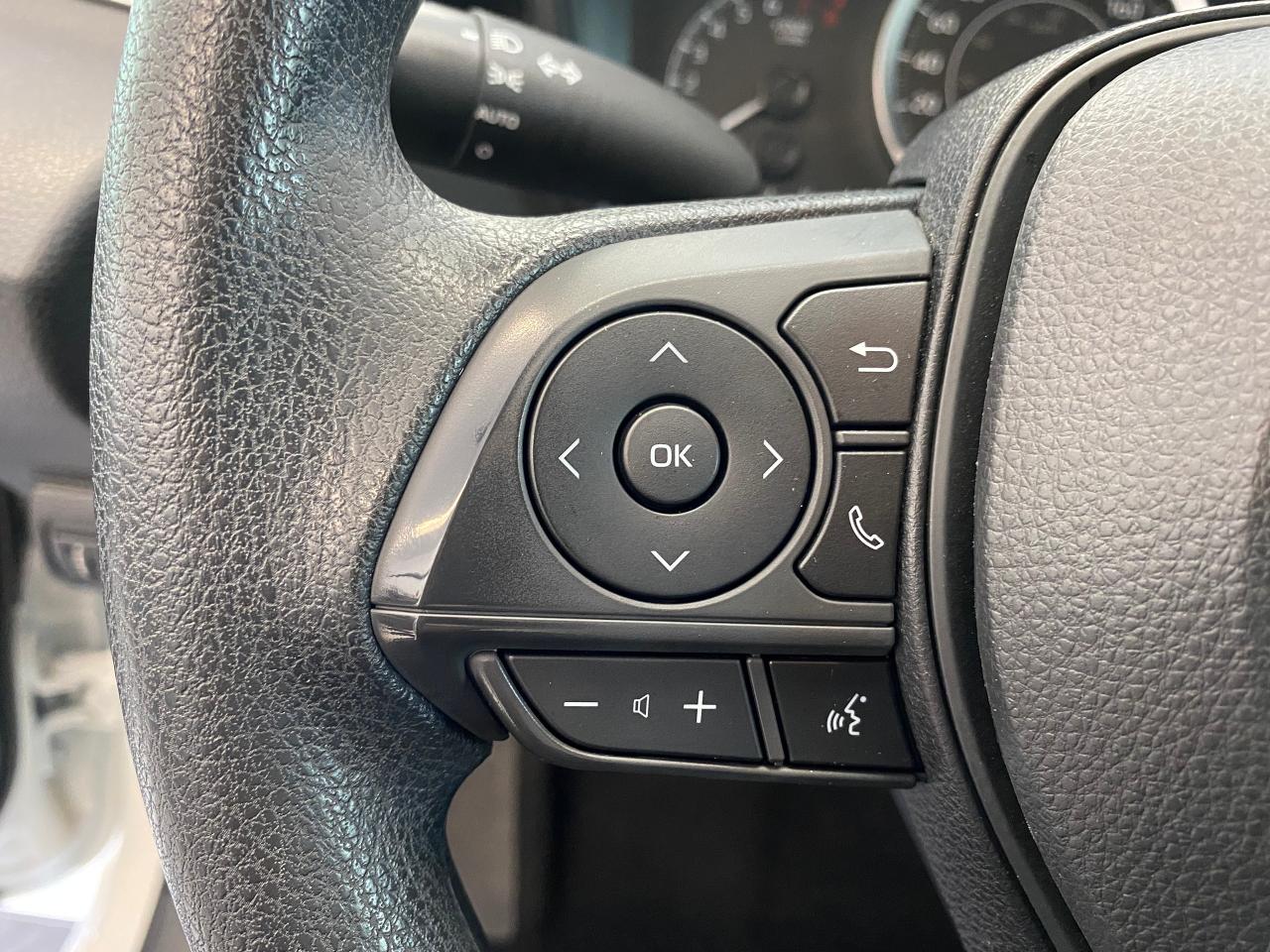 2020 Toyota Corolla LE+LaneKeep+Adaptive Cruise+ApplePlay+CLEAN CARFAX - Photo #49