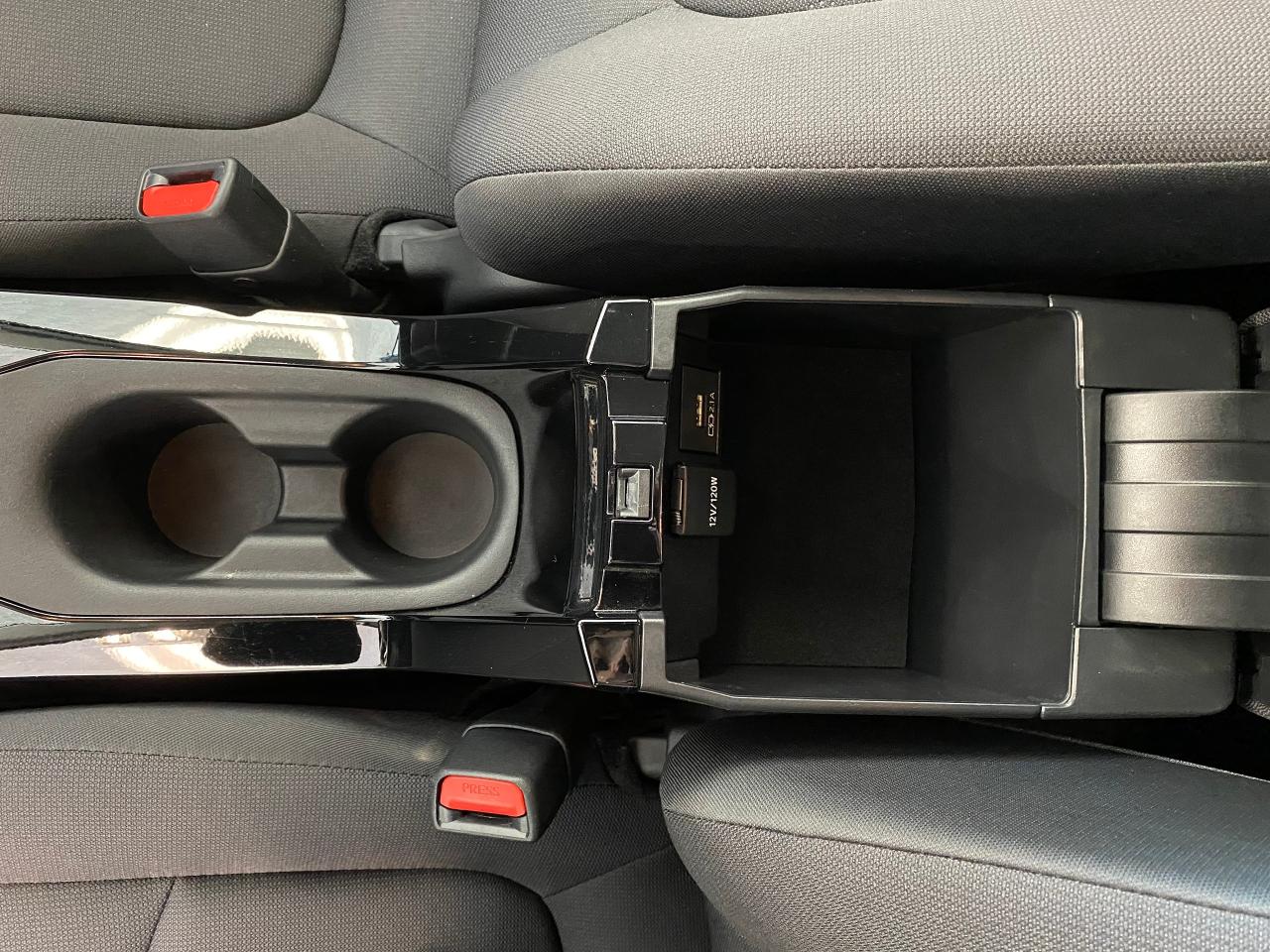 2020 Toyota Corolla LE+LaneKeep+Adaptive Cruise+ApplePlay+CLEAN CARFAX - Photo #47