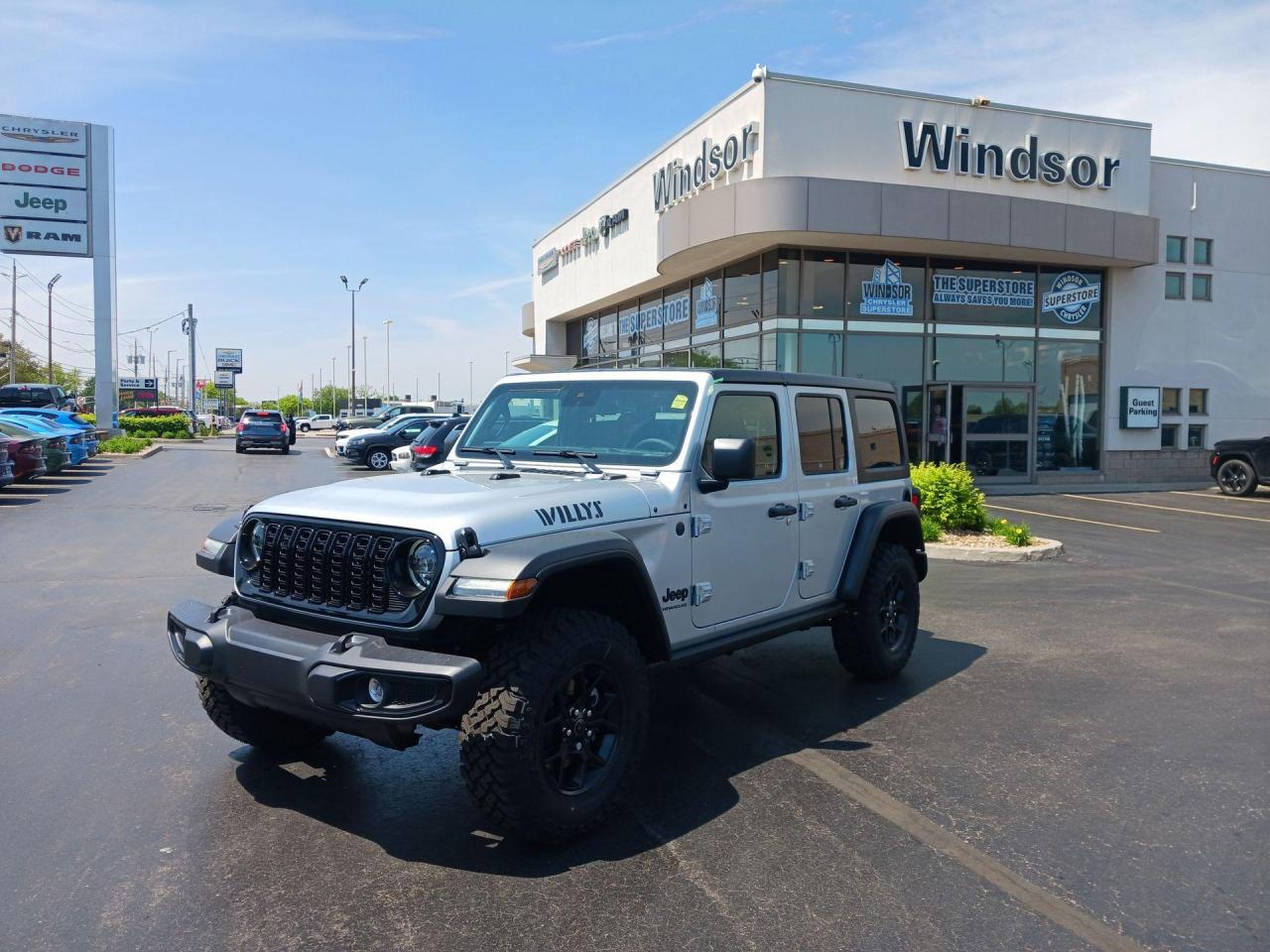 Used 2024 Jeep Wrangler Willys 4 Door 4x4 for sale in Windsor, ON