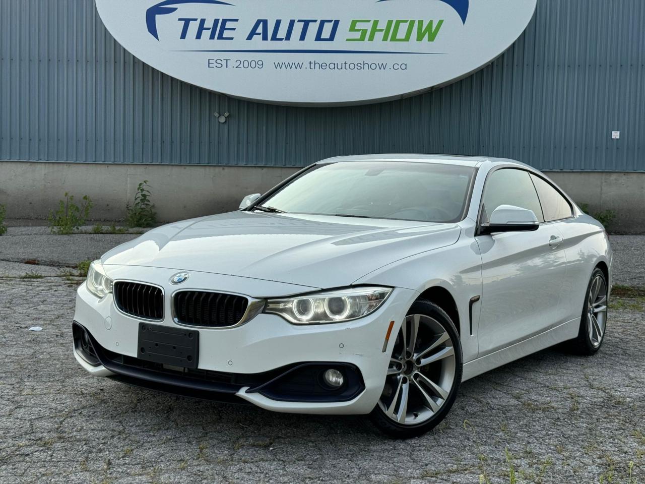 Used 2014 BMW 4 Series 428I / SPORTLINE / CLEAN CARFAX / LEATHER / NAV for sale in Trenton, ON