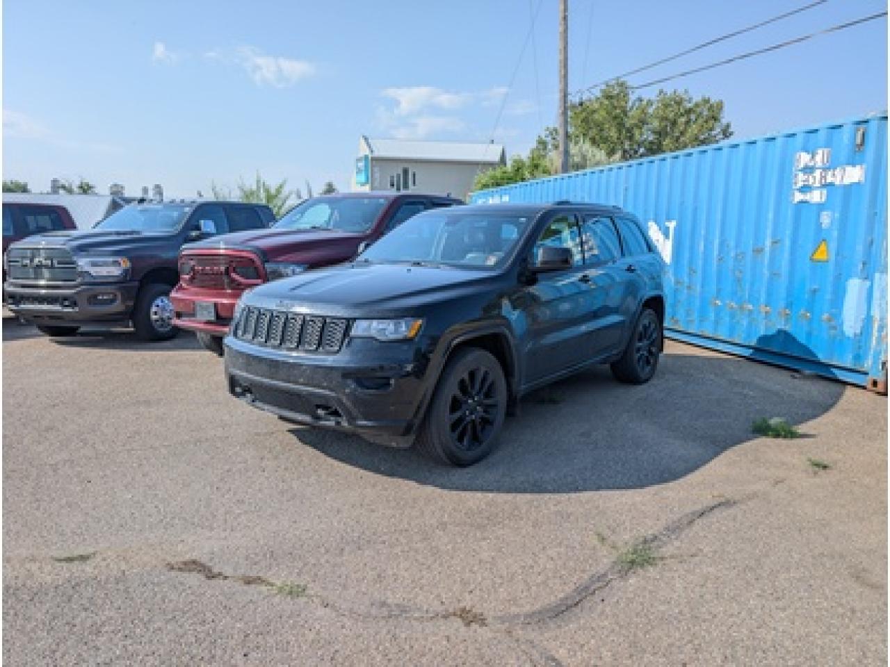 Used 2020 Jeep Grand Cherokee Altitude 4x4, Sunroof, Tow Pack, Alpine #181 for sale in Medicine Hat, AB