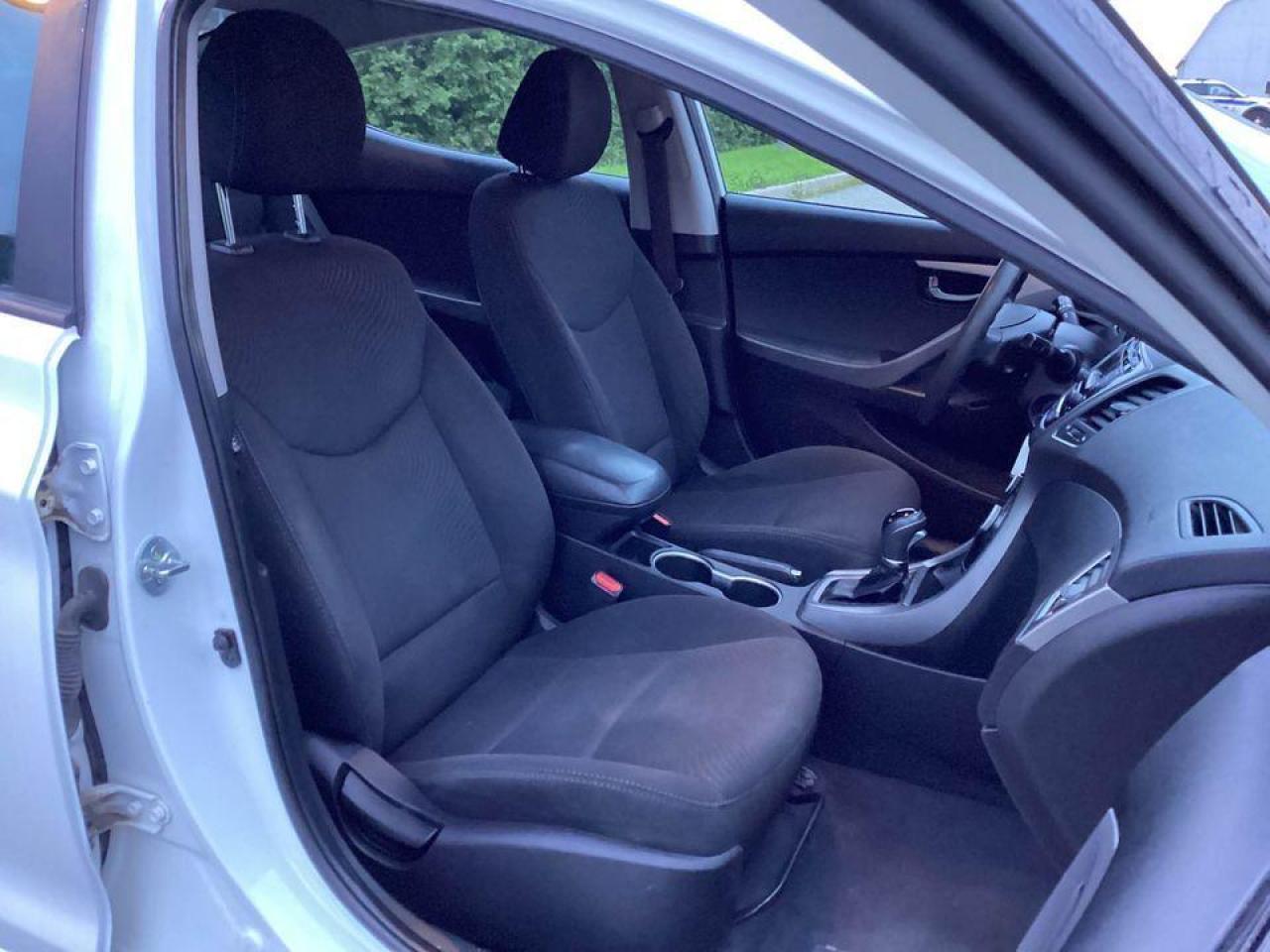 2015 Hyundai Elantra GL- Safety Certified - Photo #8