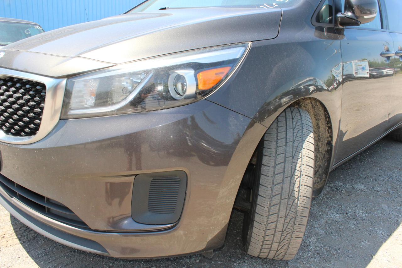 2016 Kia Sedona  Photo