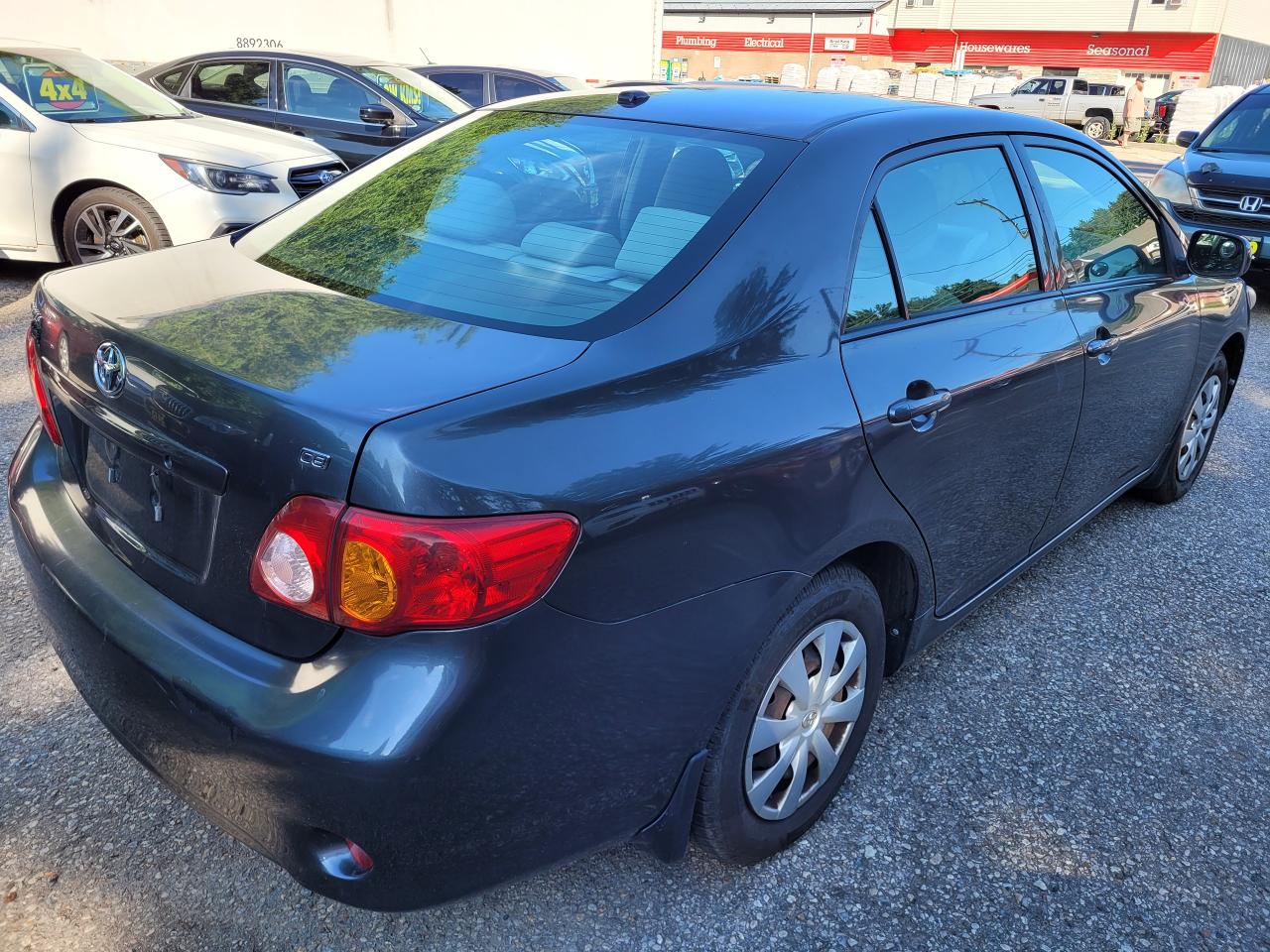 2009 Toyota Corolla 4DR SDN AUTO CE Financing & Trades-ins Welcome! Photo4