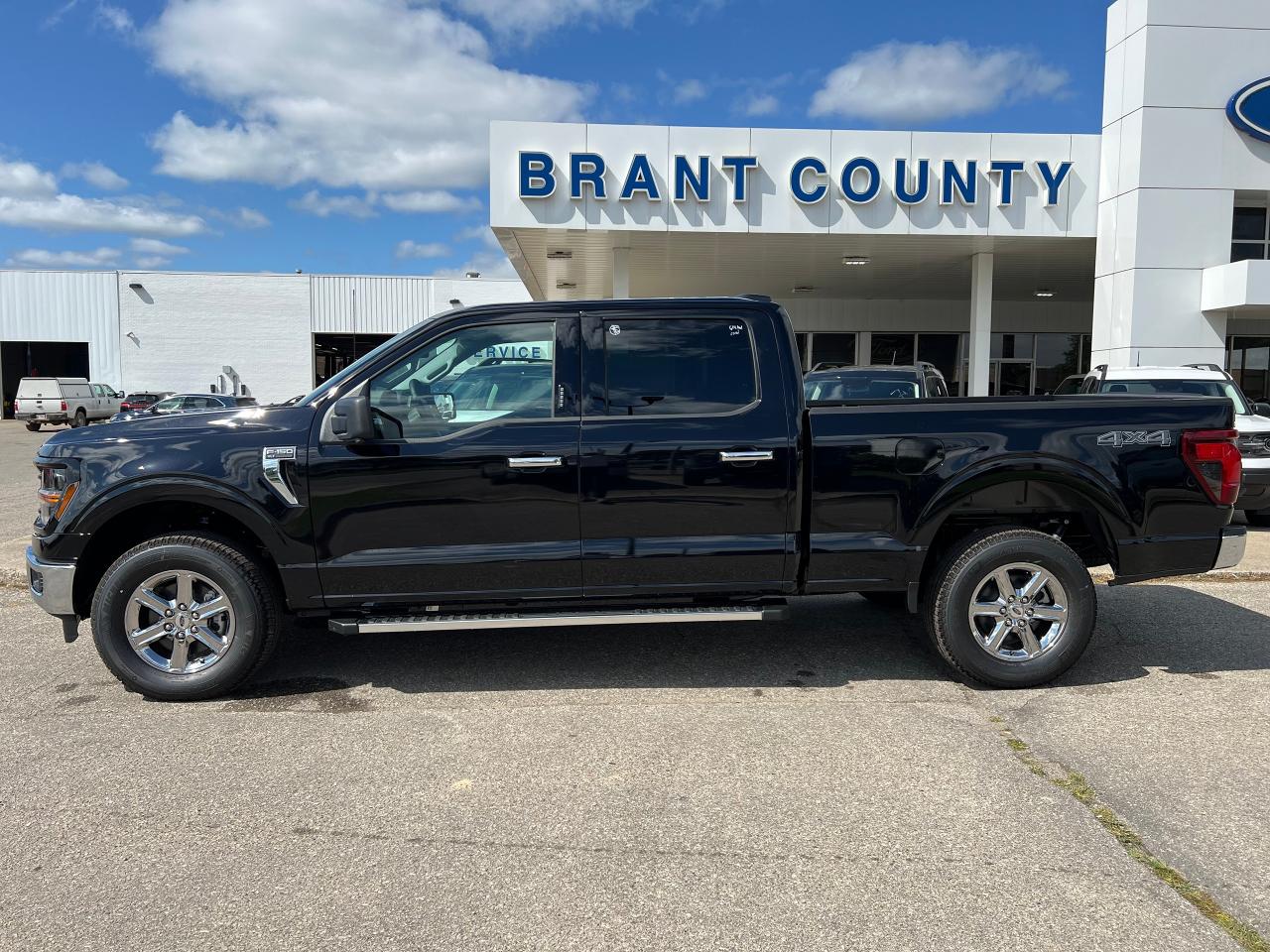 New 2024 Ford F-150 XLT 4WD SUPERCREW 6.5' BOX for sale in Brantford, ON