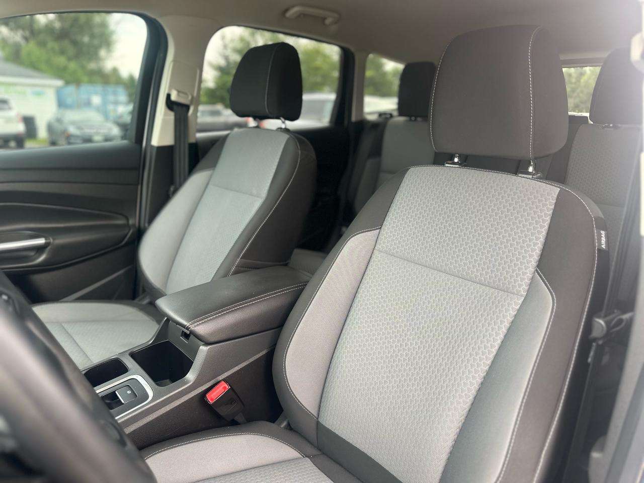 2017 Ford Escape 4WD - SE - CERTIFIED Photo32