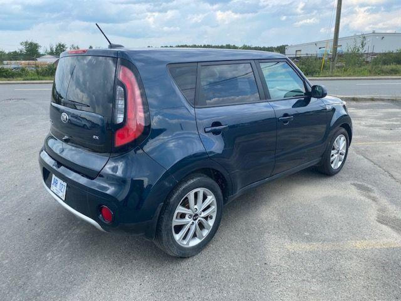 2018 Kia Soul EX+ - Photo #3