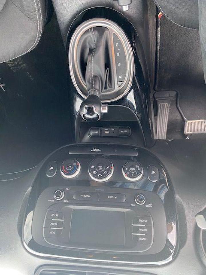 2018 Kia Soul EX+ - Photo #12
