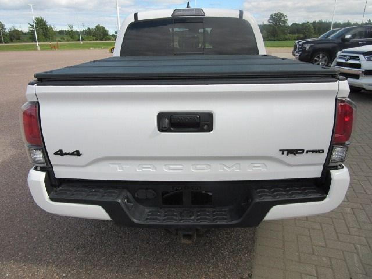 2019 Toyota Tacoma TRD Off Road PRO - Photo #10