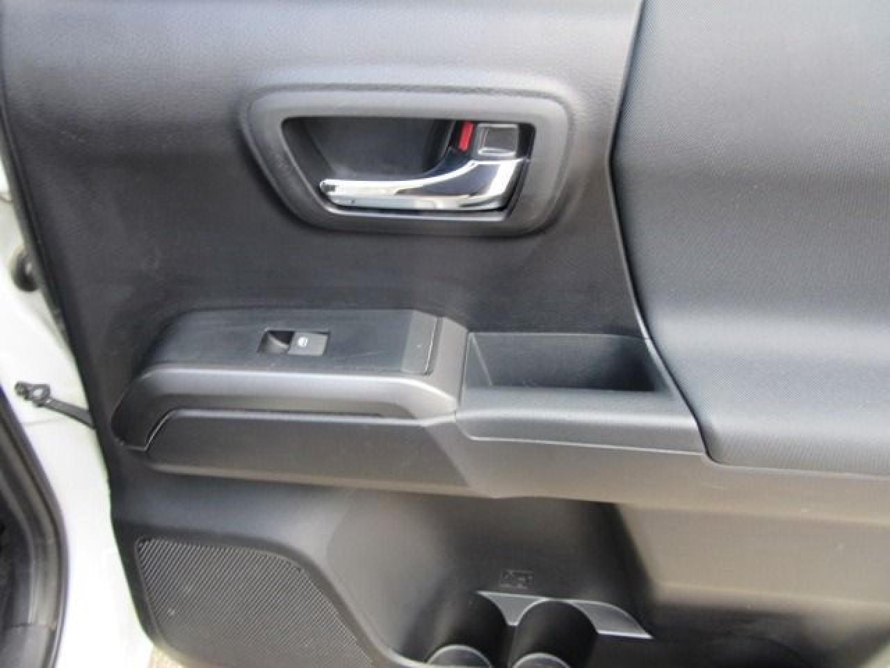 2019 Toyota Tacoma TRD Off Road PRO - Photo #35