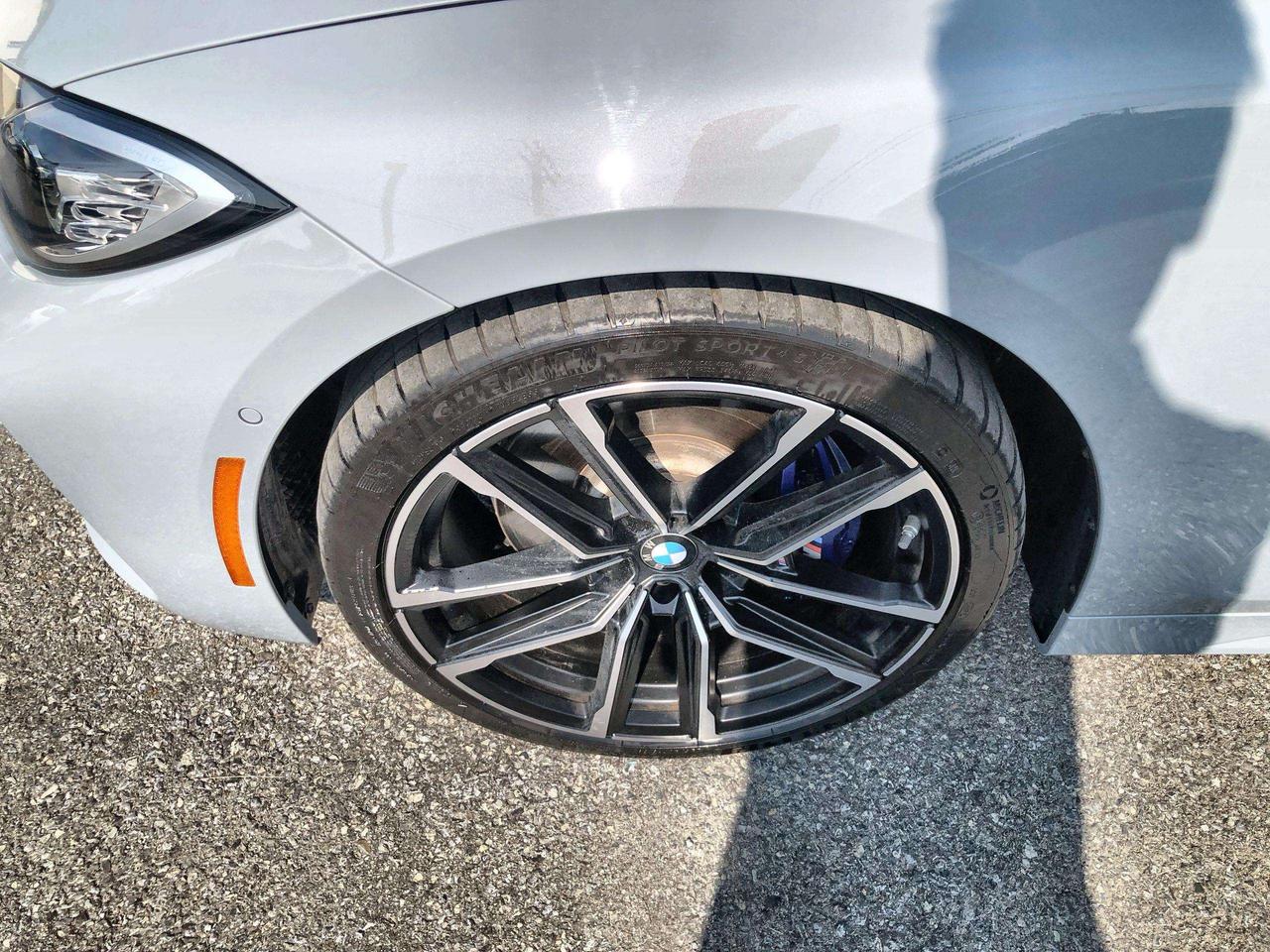 2024 BMW 4 Series i xDrive 382HP, HUDS, HK, 360 CAMERA, PDC, SERIOUS BMW!! Photo