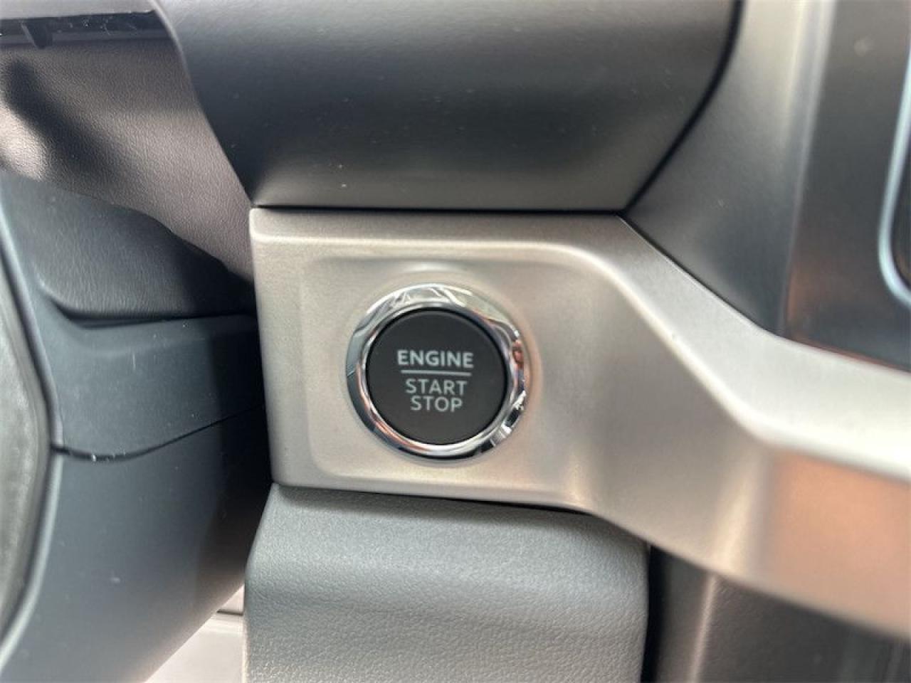 2024 Ford F-350 Super Duty XLT  - Premium Audio Photo5