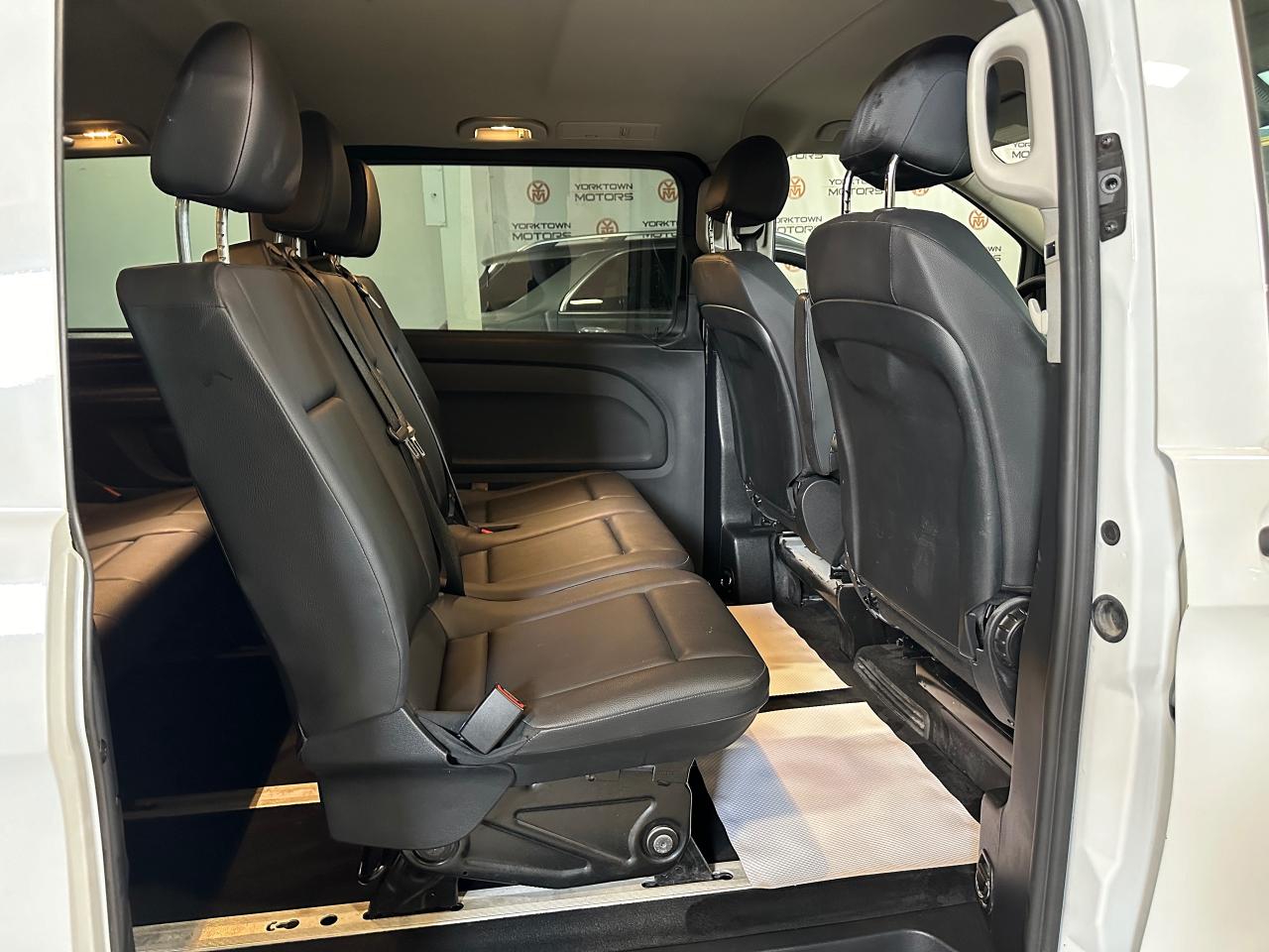 2022 Mercedes-Benz Metris 8 PASSENGERS | 126" WB | 4CLY | AUTOMATIC - Photo #9