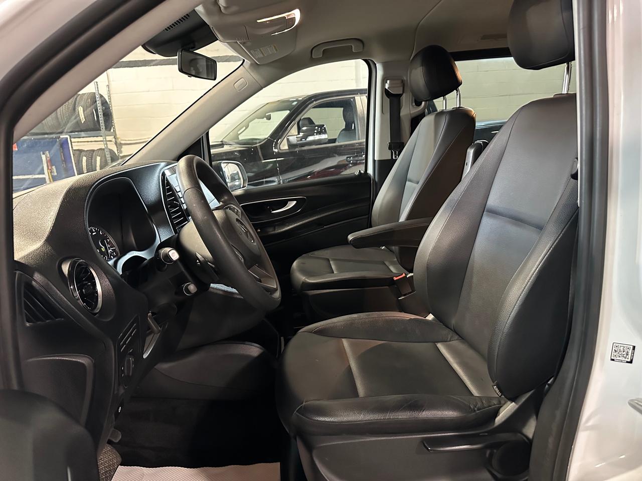2022 Mercedes-Benz Metris 8 PASSENGERS | 126" WB | 4CLY | AUTOMATIC - Photo #19