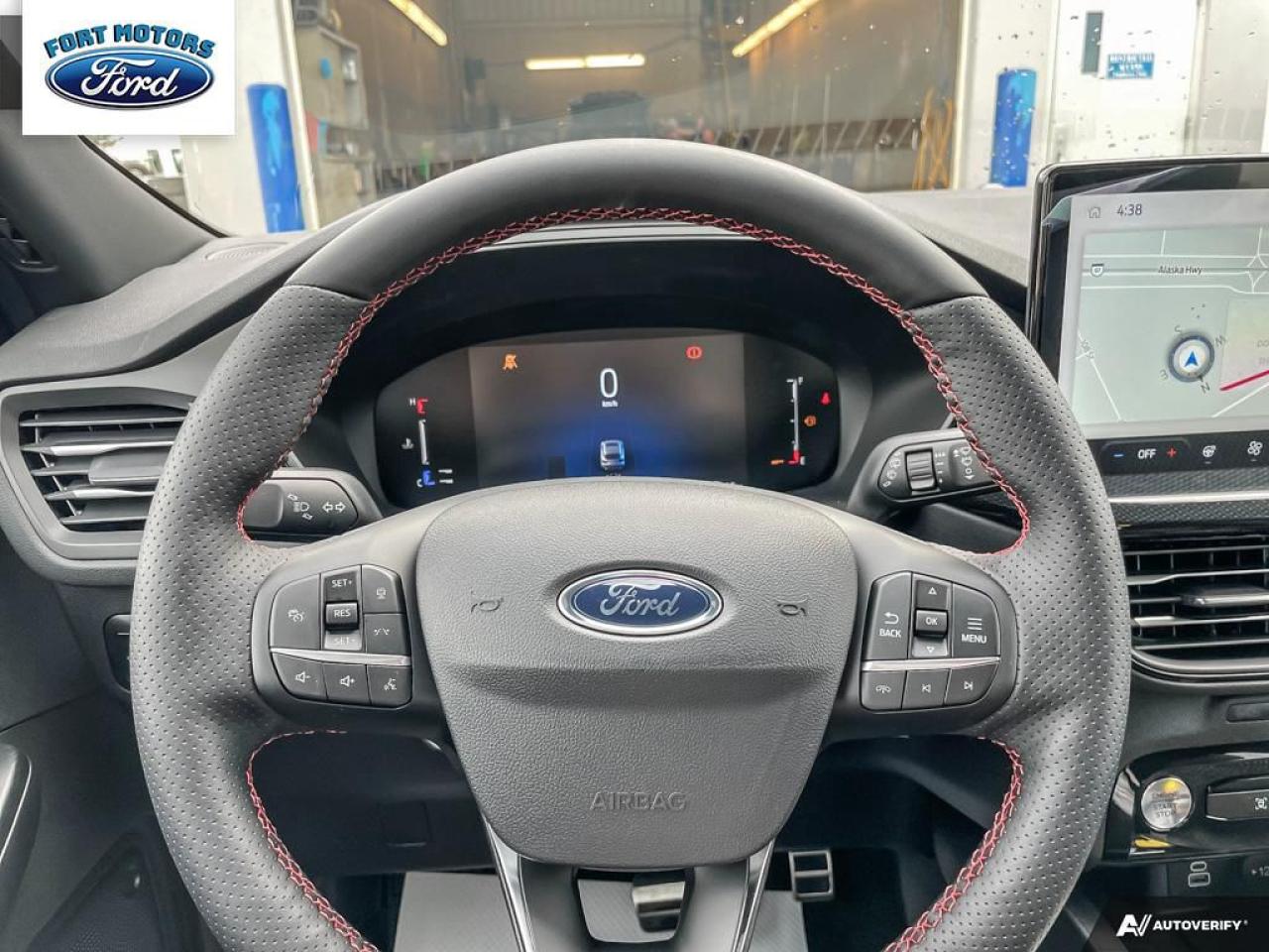 2024 Ford Escape ST-Line Photo5