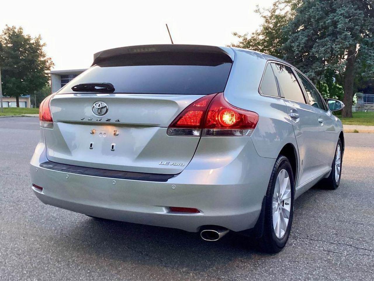 2014 Toyota Venza 2.7L AWD- Certified - Photo #7
