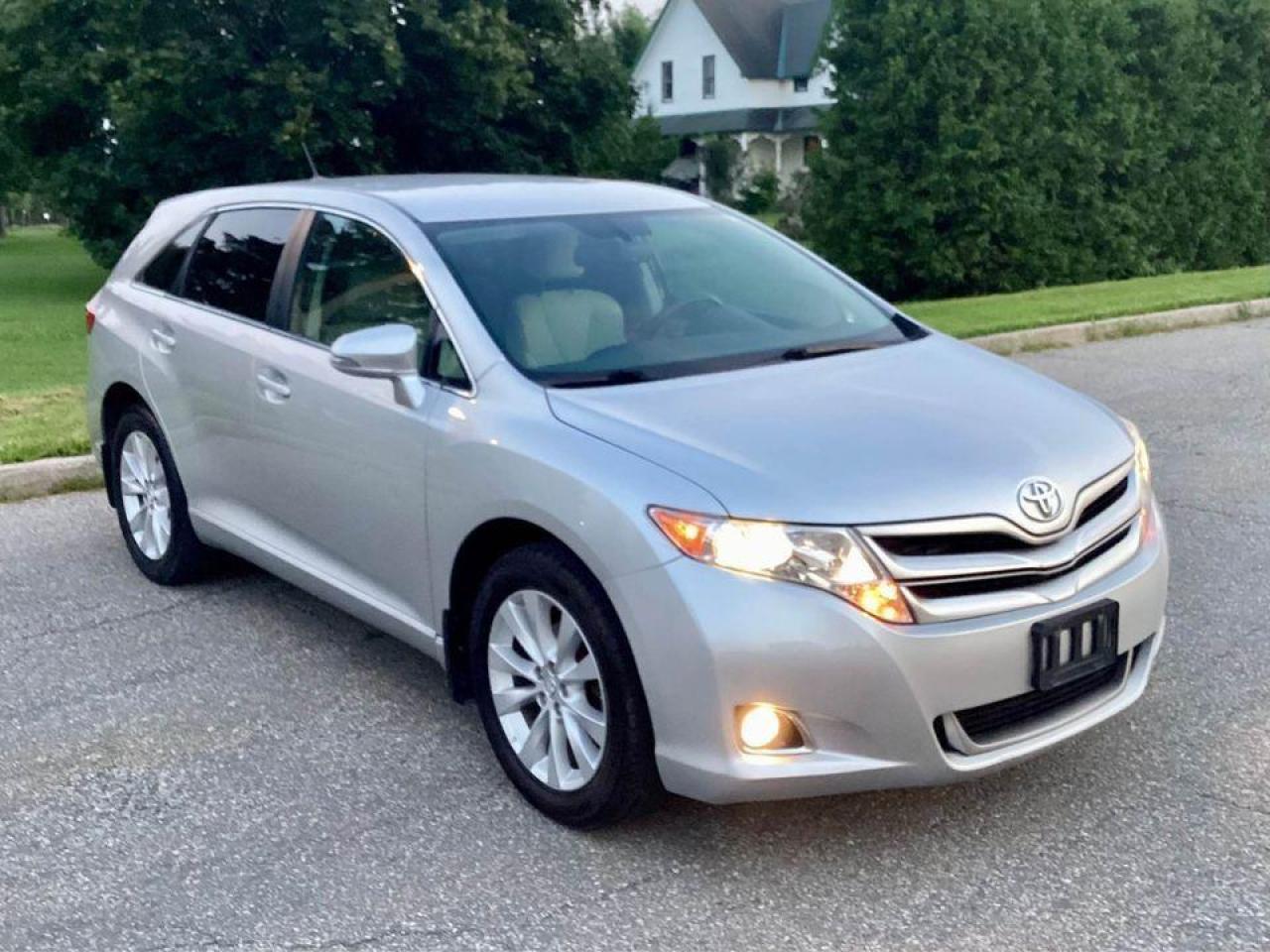 2014 Toyota Venza 2.7L AWD- Certified - Photo #10
