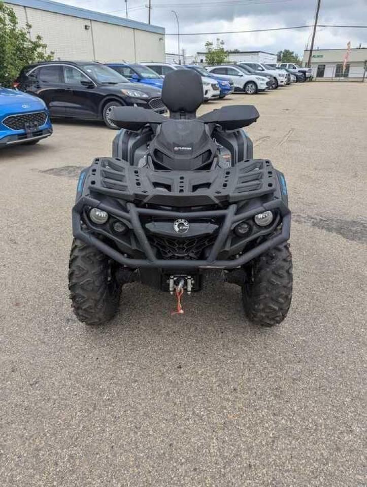 2021 Can-Am Outlander 650 XT EPS $103 B/W - Photo #6