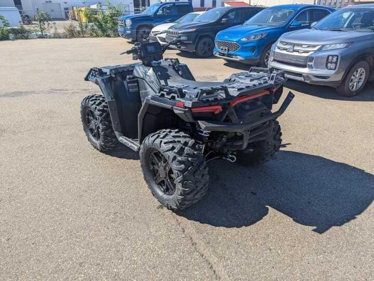 2022 Polaris Sportsman XP 1000 ULTIMATE TRAIL EDITION $109 B/W - Photo #3